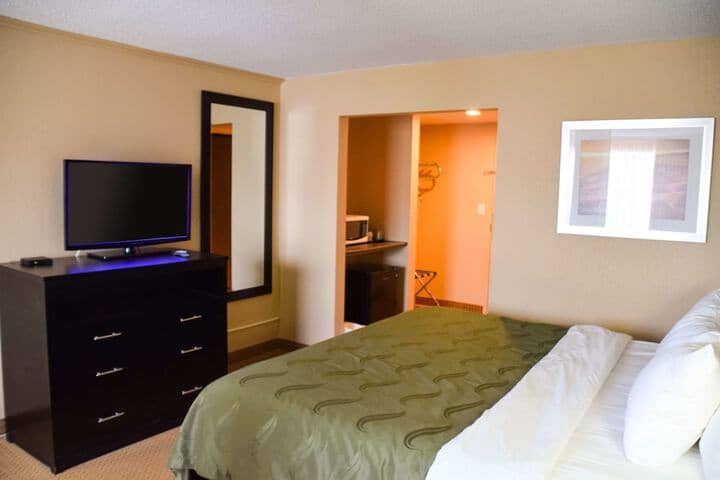 Room 22 of 75