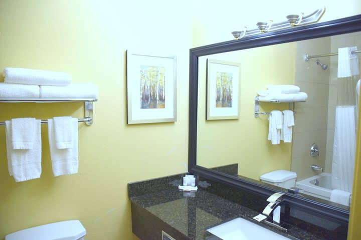 Room 35 of 75
