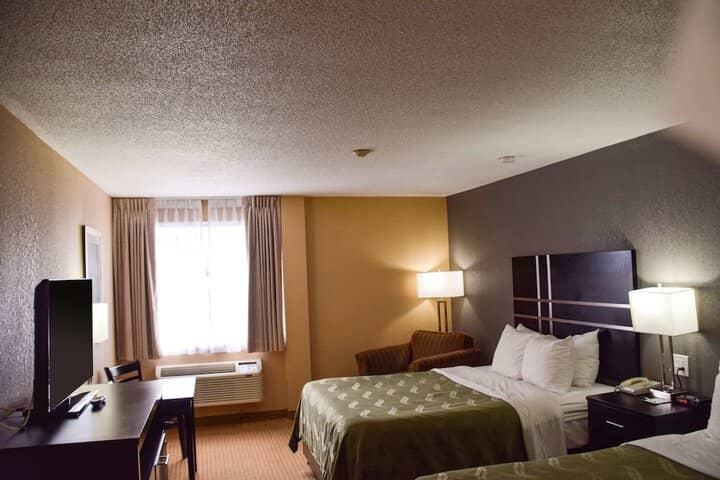 Room 18 of 75