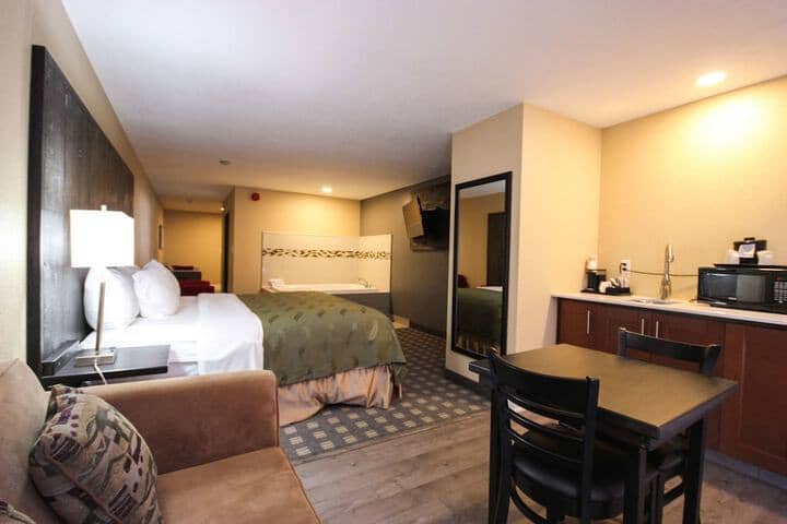 Room 16 of 75