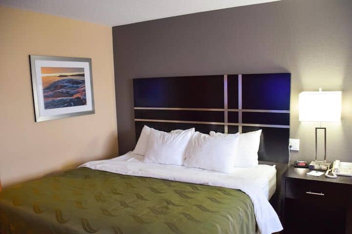 Room 29 of 75