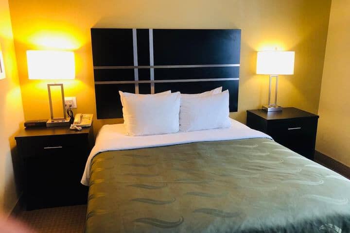 Room 26 of 75